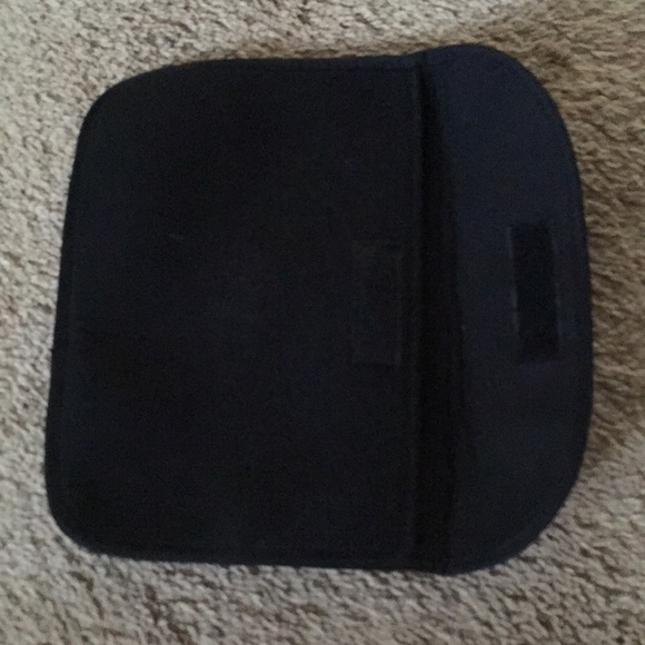 8-Inch Tablet Computer Case (Black Color) - Picture 4 of 6
